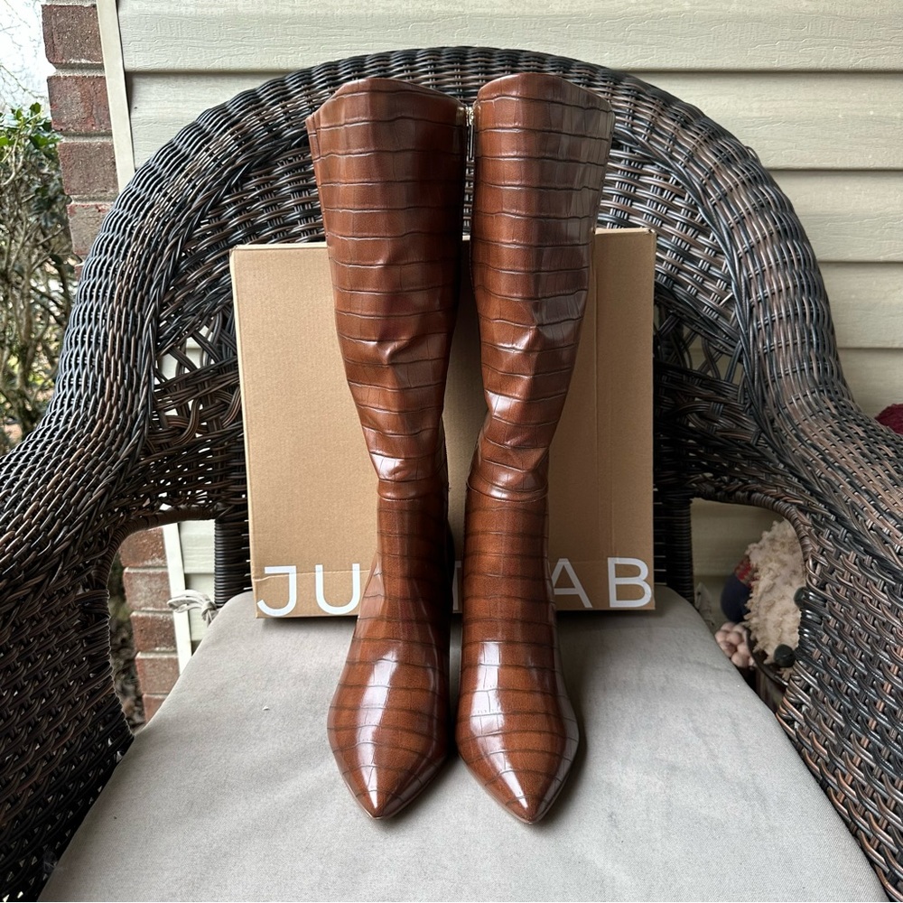 JustFab Khloy Leather Brown Tall Heeled Boots 9 - Picture 4 of 12